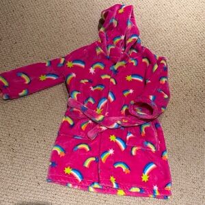EUC Hatley Kids Pink Rainbow Robe, size 4-5